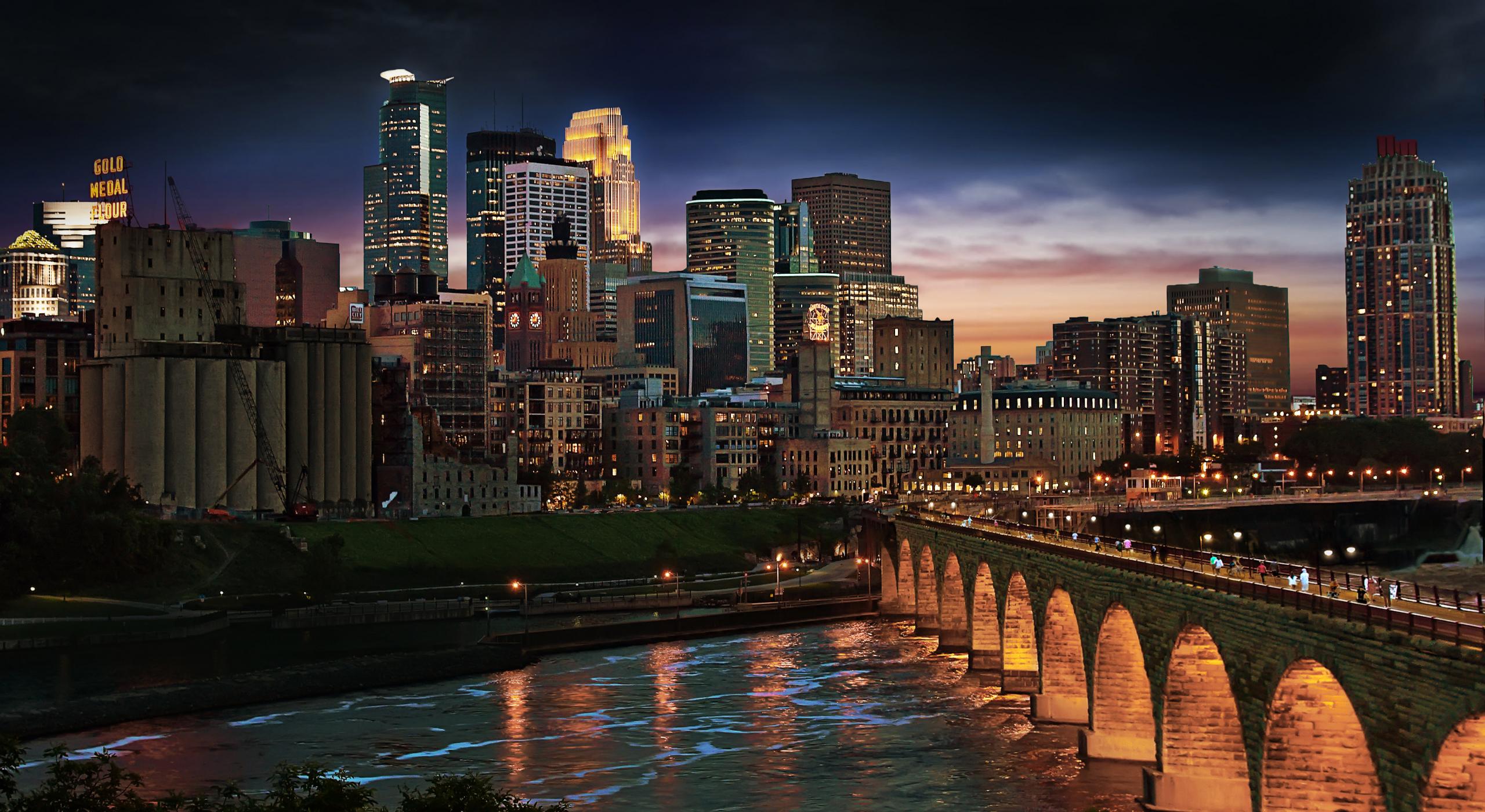 Minneapolis in evening